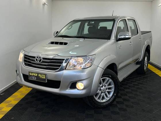 TOYOTA HILUX SW4 3.0 SRV 4X4 16V TURBO INTERCOOLER DIESEL 4P AUTOMÁTICO TOYOTA HILUX SW4 3.0 SRV 4X4 16V TURBO INTERCOOLER DIESEL 4P AUTOMÁTICO